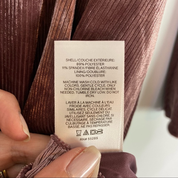 Express Long Sleeve Rose Dress Size Medium - Picture 8 of 8